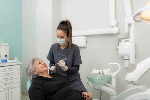Best Emergency Treatment for Toothache in Cambridge, IL